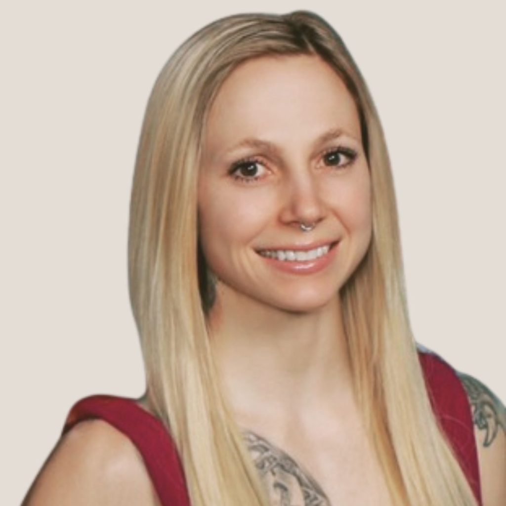 A headshot of Bobbie Webb, transaction coordinator at Rise Transactions